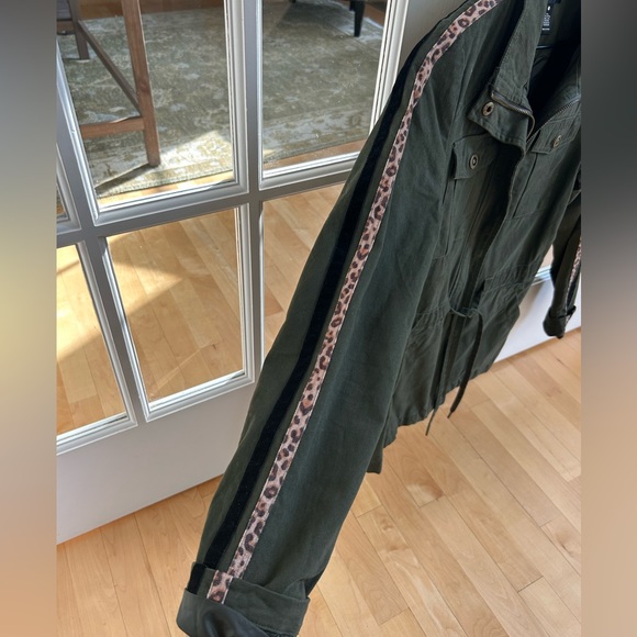 Aqua Army Green Jacket with Sleeve Detail - Picture 2 of 5